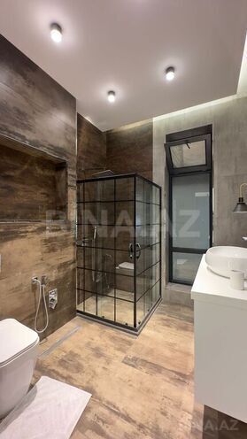 6 otaqlı həyət evi/bağ evi - Şüvəlan q. - 450 m² (30)