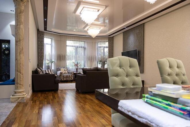 11 otaqlı həyət evi/bağ evi - Neftçilər m. - 620 m² (4)