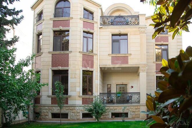 11 otaqlı həyət evi/bağ evi - Neftçilər m. - 620 m² (1)