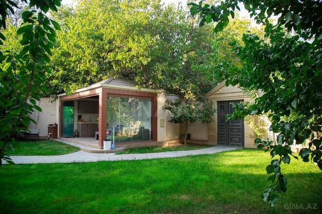 11 otaqlı həyət evi/bağ evi - Neftçilər m. - 620 m² (20)