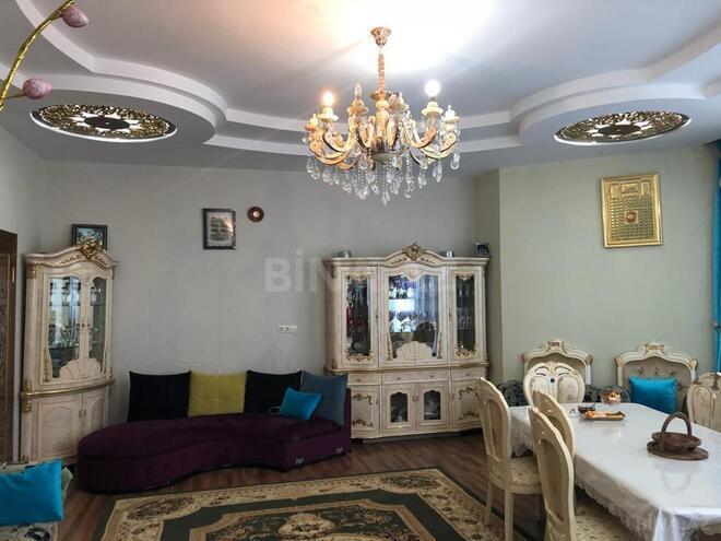 4 otaqlı həyət evi/bağ evi - Novxanı q. - 300 m² (6)