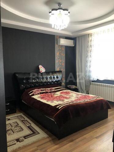 4 otaqlı həyət evi/bağ evi - Novxanı q. - 300 m² (7)