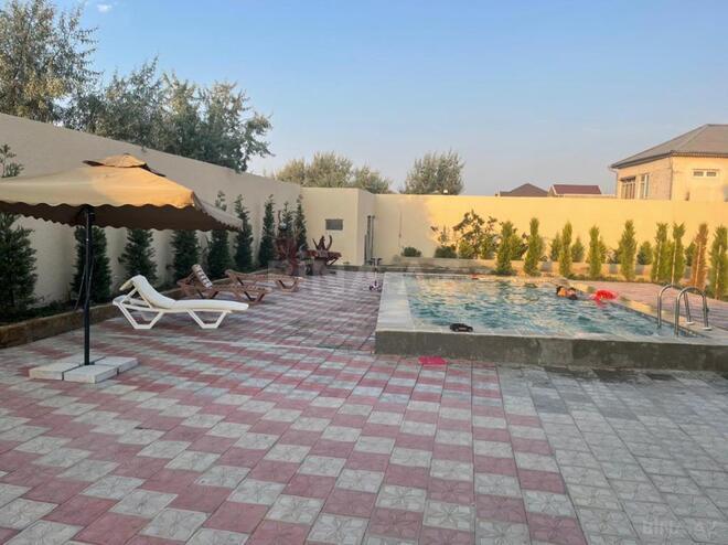4 otaqlı həyət evi/bağ evi - Novxanı q. - 300 m² (18)