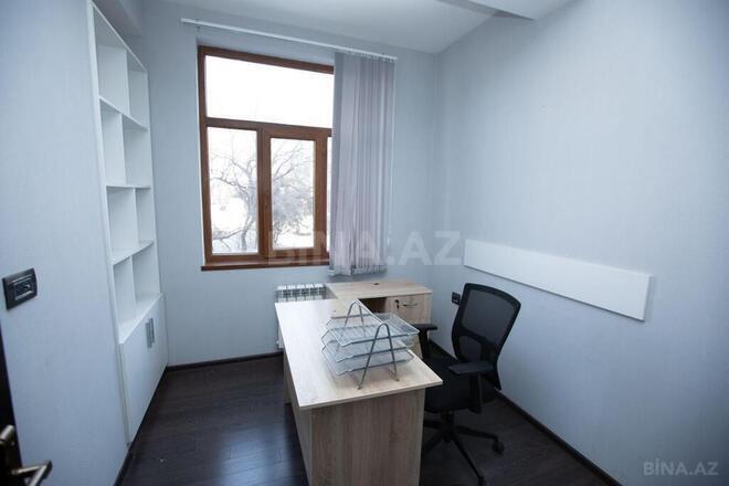 6 otaqlı ofis - Neftçilər m. - 320 m² (24)