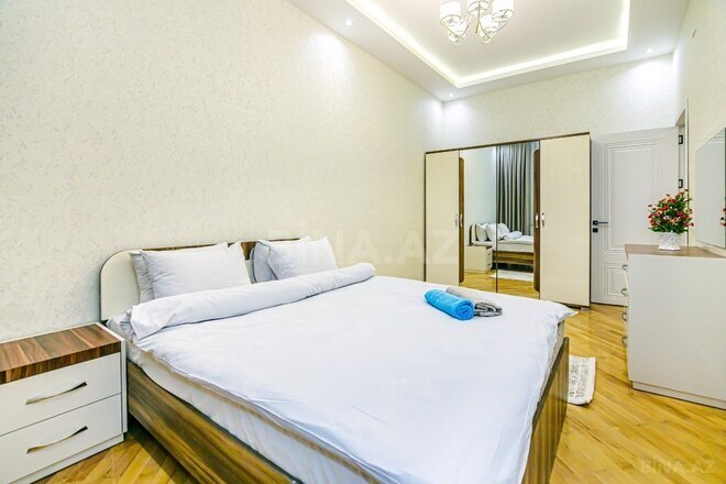 İcarəyə verilir 3 otaqlı köhnə tikili 101 m², Sahil m., photo 16 from 32