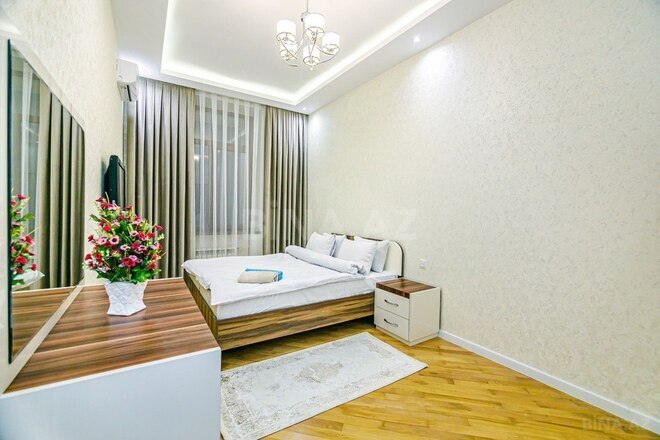 İcarəyə verilir 3 otaqlı köhnə tikili 101 m², Sahil m., photo 14 from 32