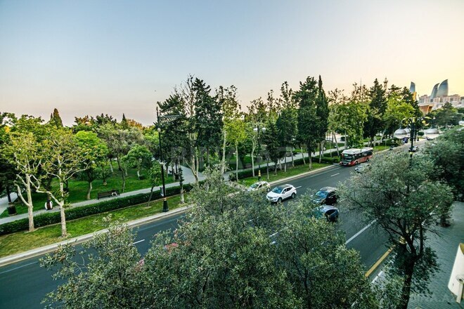 İcarəyə verilir 3 otaqlı köhnə tikili 101 m², Sahil m., photo 6 from 32