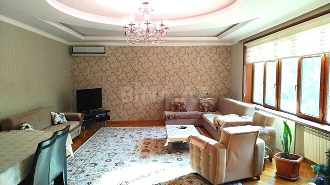Satılır 8 otaqlı həyət evi/bağ evi 280 m², Bakıxanov q., photo 1 from 30