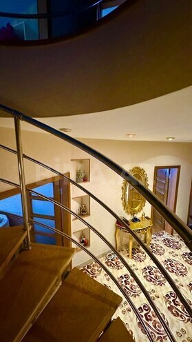 5 otaqlı yeni tikili - Nizami m. - 200 m² (12)