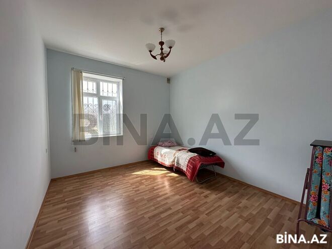 10 otaqlı həyət evi/bağ evi - Xaçmaz - 232 m² (29)