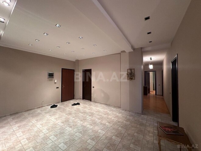 4-комн. новостройка - м. 28 мая - 200 м² (14)