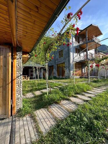 5 otaqlı həyət evi/bağ evi - Qax - 250 m² (3)