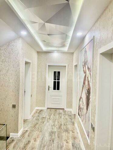 5 otaqlı həyət evi/bağ evi - Novxanı q. - 239 m² (27)