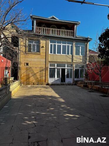 7 otaqlı həyət evi/bağ evi - Bakıxanov q. - 310 m² (1)