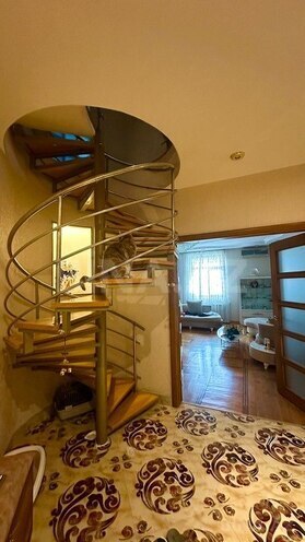 5 otaqlı yeni tikili - Nizami m. - 200 m² (15)