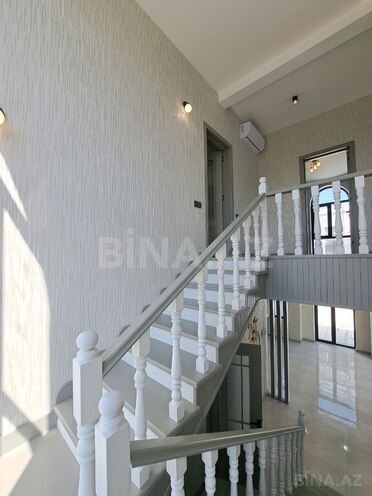 5 otaqlı həyət evi/bağ evi - Şüvəlan q. - 220 m² (11)