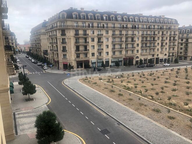 3 otaqlı ofis - Ağ şəhər q. - 270 m² (14)