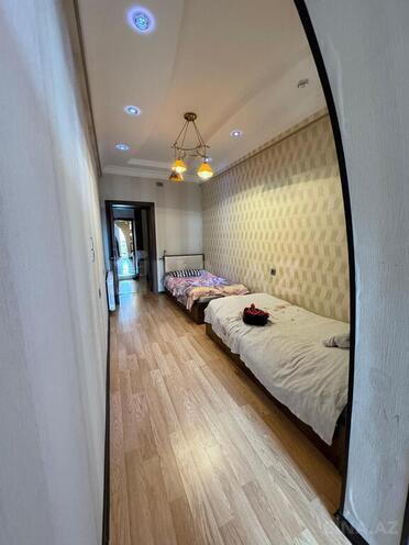 4 otaqlı yeni tikili - Nizami r. - 137 m² (13)