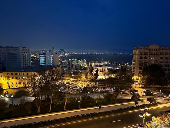 Продаётся 3-комн. вторичка 80 м², м. Ичеришехер, photo 21 from 27