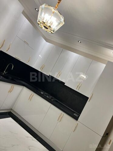 4 otaqlı həyət evi/bağ evi - Novxanı q. - 170 m² (14)