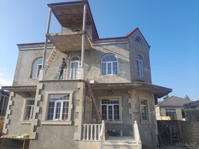 6 otaqlı həyət evi/bağ evi - Mehdiabad q. - 238 m² (1)