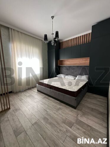 4 otaqlı həyət evi/bağ evi - Şüvəlan q. - 360 m² (12)