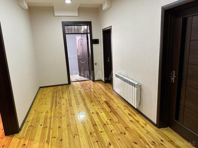 7 otaqlı həyət evi/bağ evi - Binəqədi q. - 200 m² (24)