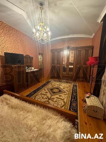 8 otaqlı həyət evi/bağ evi - Bakıxanov q. - 250 m² (16)