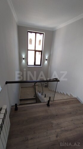 5 otaqlı həyət evi/bağ evi - Novxanı q. - 250 m² (19)