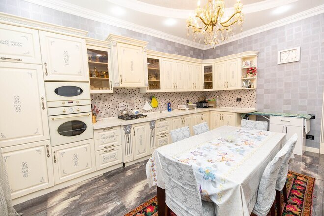 10-комн. дом/дача - пос. Вишнёвка - 700 м² (20)