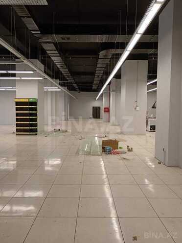 Obyekt - Neftçilər m. - 830 m² (21)
