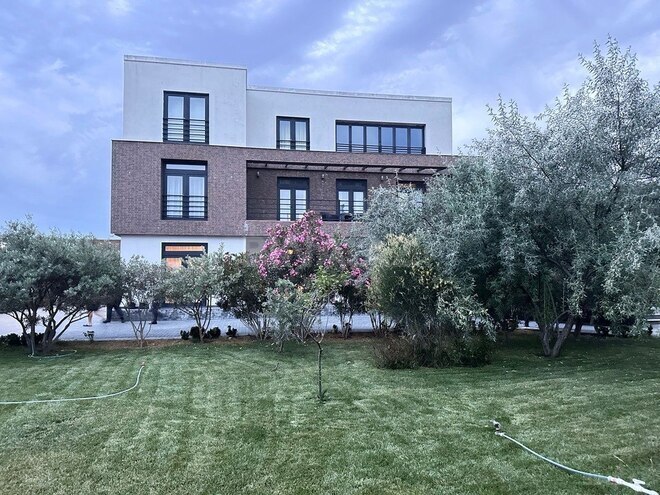 8 otaqlı həyət evi/bağ evi - Nardaran q. - 500 m² (2)