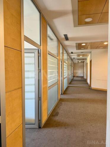 12 otaqlı ofis - 8 Noyabr m. - 400 m² (10)