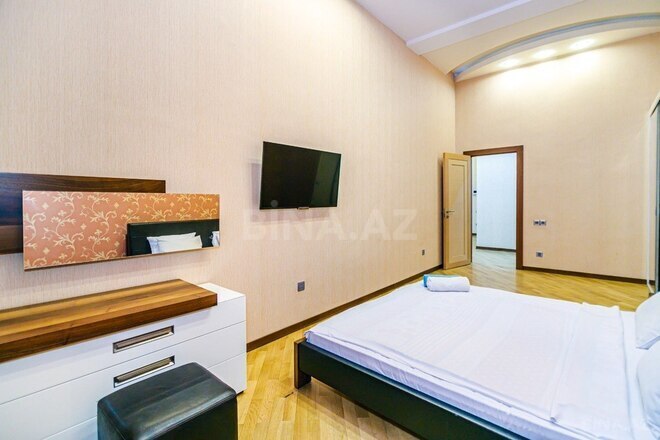 İcarəyə verilir 3 otaqlı yeni tikili 200 m², Sahil m., photo 18 from 32
