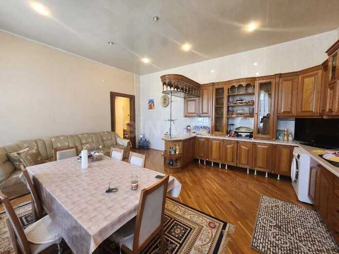 8 otaqlı həyət evi/bağ evi - Avtovağzal m. - 571 m² (20)