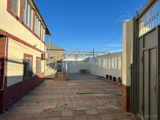 6 otaqlı həyət evi/bağ evi - Novxanı q. - 300 m² (3)