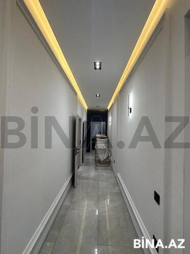 3 otaqlı həyət evi/bağ evi - Şüvəlan q. - 170 m² (18)