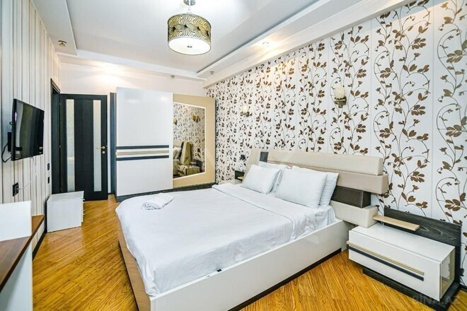 4-комн. новостройка - м. 28 мая - 240 м² (3)