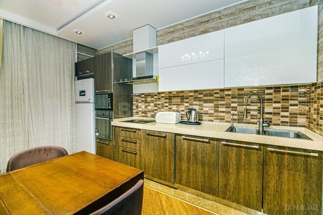 4-комн. новостройка - м. 28 мая - 240 м² (9)