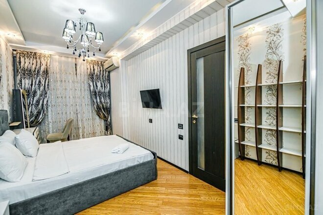 4-комн. новостройка - м. 28 мая - 240 м² (15)