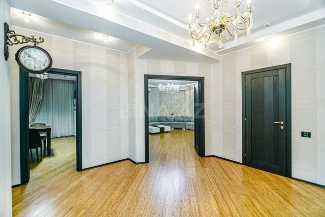 4-комн. новостройка - м. 28 мая - 240 м² (6)
