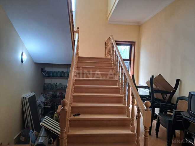 7 otaqlı həyət evi/bağ evi - Novxanı q. - 293 m² (8)