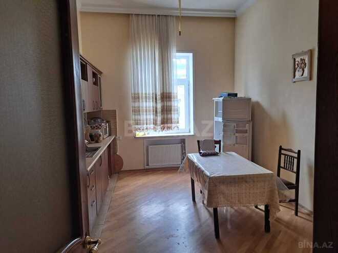 7 otaqlı həyət evi/bağ evi - Novxanı q. - 293 m² (16)