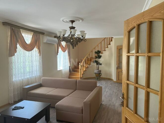 7 otaqlı həyət evi/bağ evi - Quba - 300 m² (3)