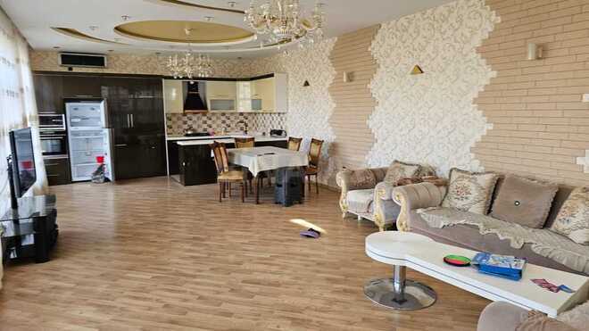 5-комн. дом/дача - пос. Бадамдар - 400 м² (25)