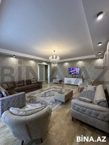 4 otaqlı həyət evi/bağ evi - Şüvəlan q. - 240 m² (18)