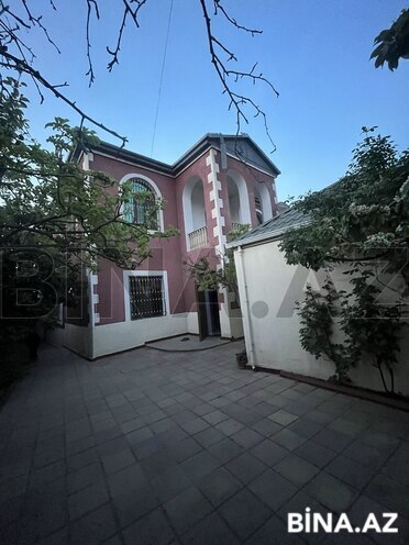 6 otaqlı həyət evi/bağ evi - Qaraçuxur q. - 230 m² (4)