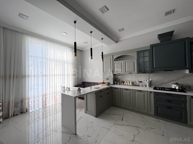 6 otaqlı həyət evi/bağ evi - Şüvəlan q. - 400 m² (21)