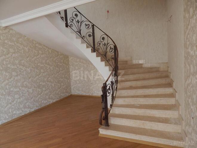 8-комн. дом/дача - пос. Новханы - 600 м² (10)