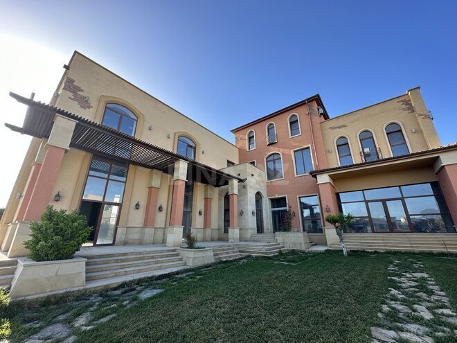10 otaqlı həyət evi/bağ evi - Badamdar q. - 1200 m² (1)